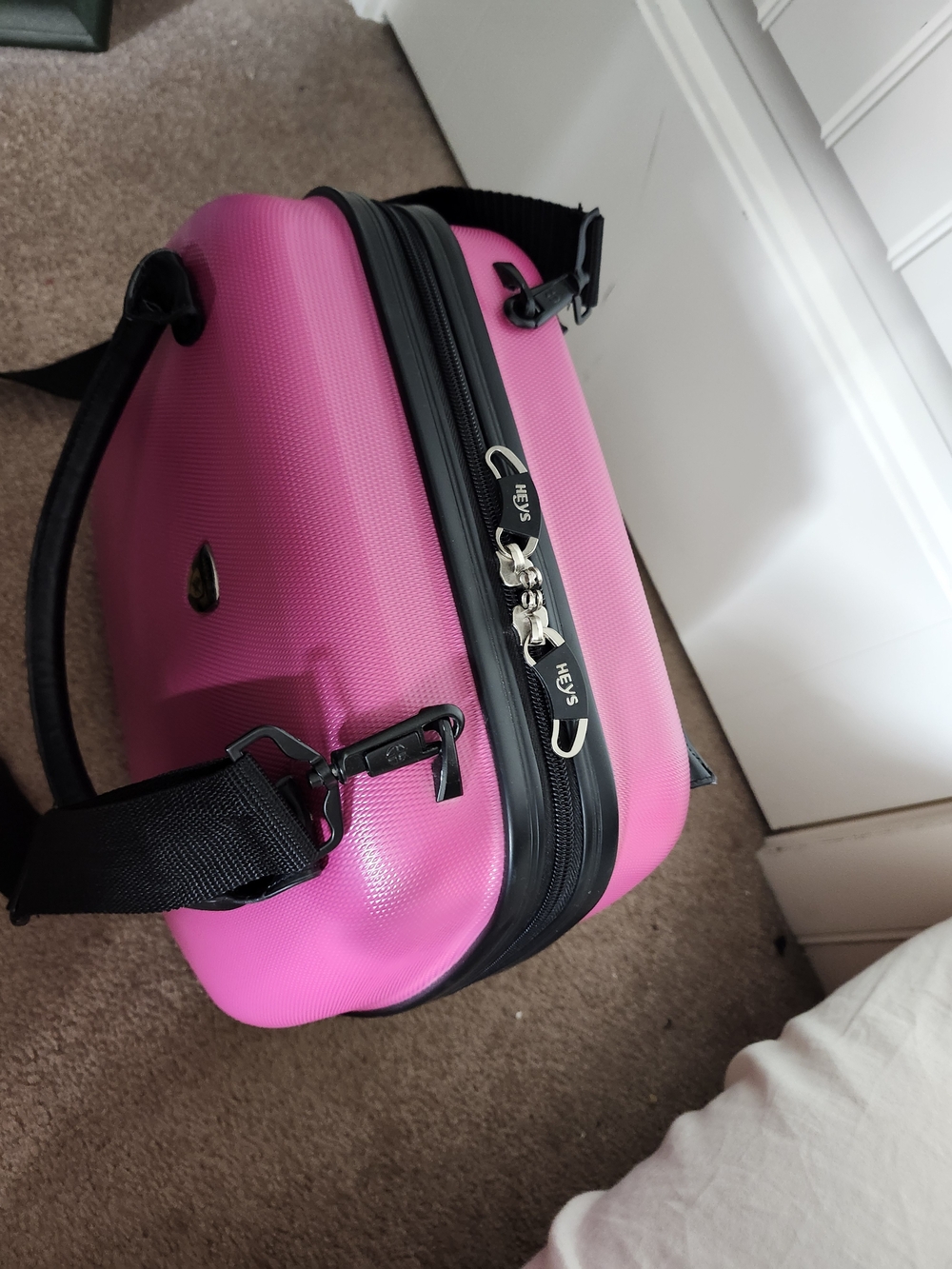 Pink Hard-Shell Carry Handbag - Picture 2 of 9